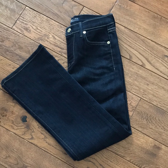 Fidelity boot cut jean. - Picture 8 of 16